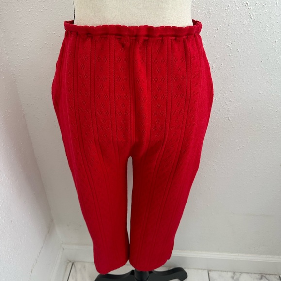 House of Cb London ABIGAIL CHERRY/Red Pointelle KNIT CAPRI TROUSERS Size Large - Picture 4 of 4